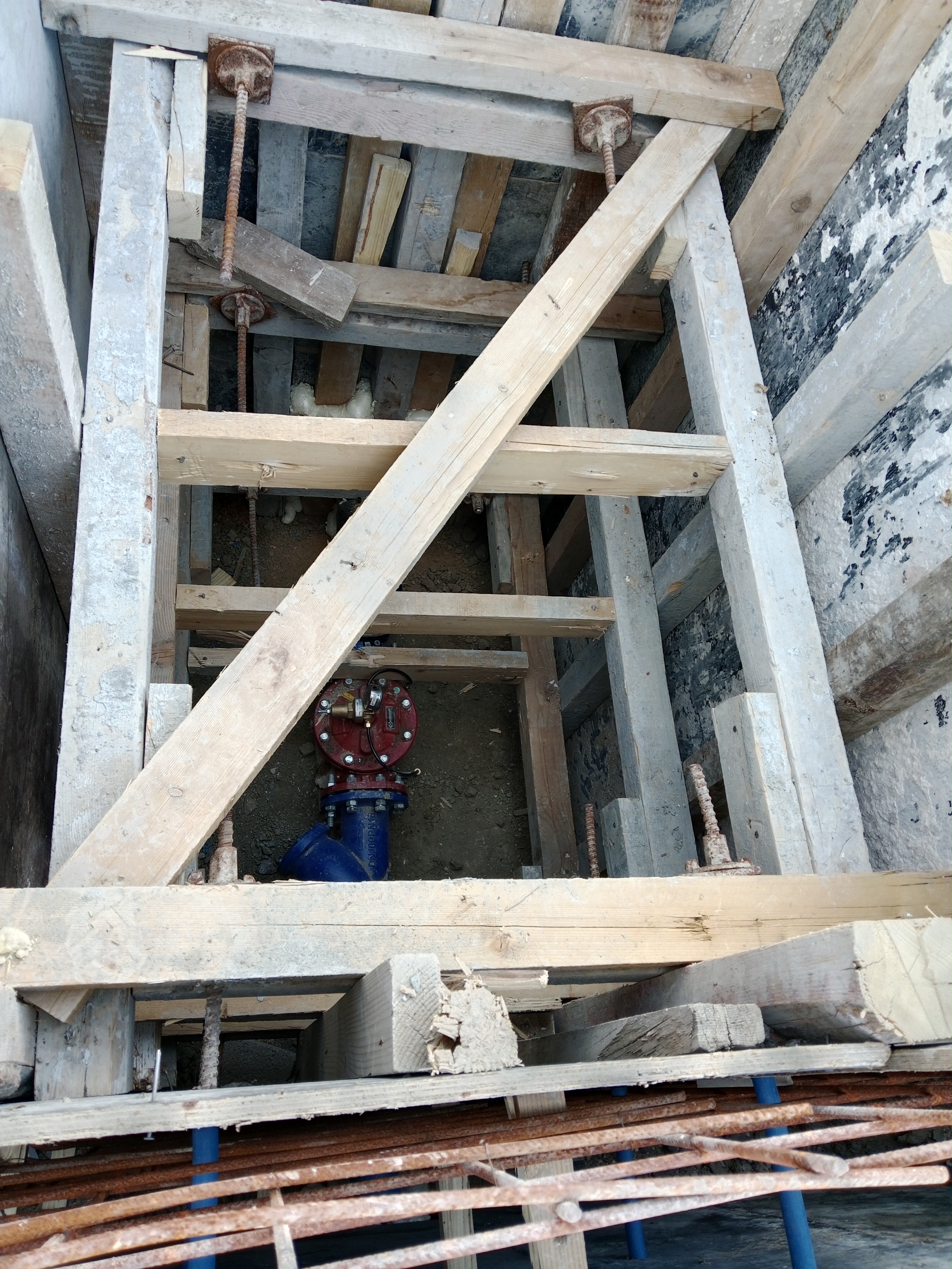 ÖZEL DESENLİ DUVAR